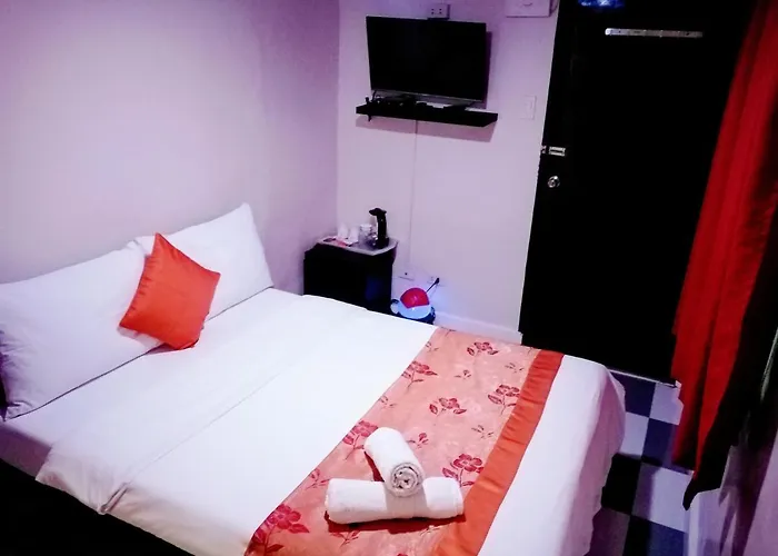 Halfway House Mactan Cebu Airport *