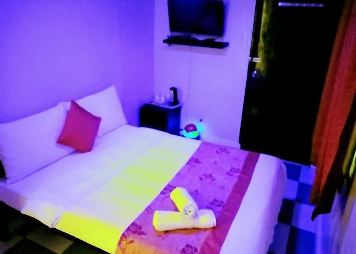 Hostel Halfway House Mactan Cebu Airport Lapu-Lapu City