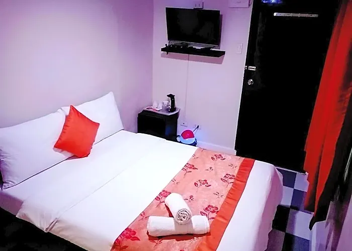 Auberge de jeunesse Halfway House Mactan Cebu Airport *